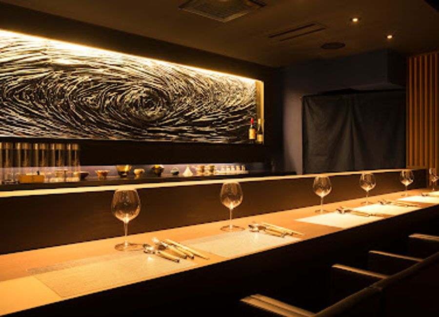 Discover exquisite Kaiseki dining at Umi & Tsuchi, where Kyoto's culinary traditions meet modern elegance in Kanazawa.