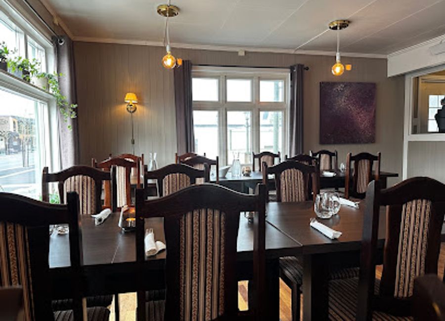 Experience authentic Norwegian flavors at Aleksandra's Table in Leknes—where every meal tells a story.