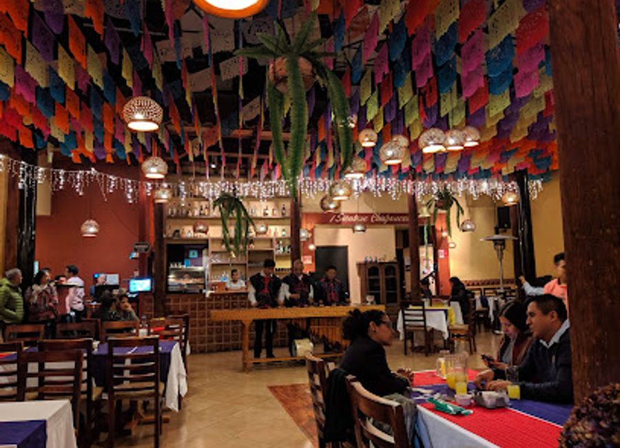 Experience authentic Chiapas cuisine at Restaurante Las Pichanchas in San Cristóbal de las Casas – a feast for your senses.