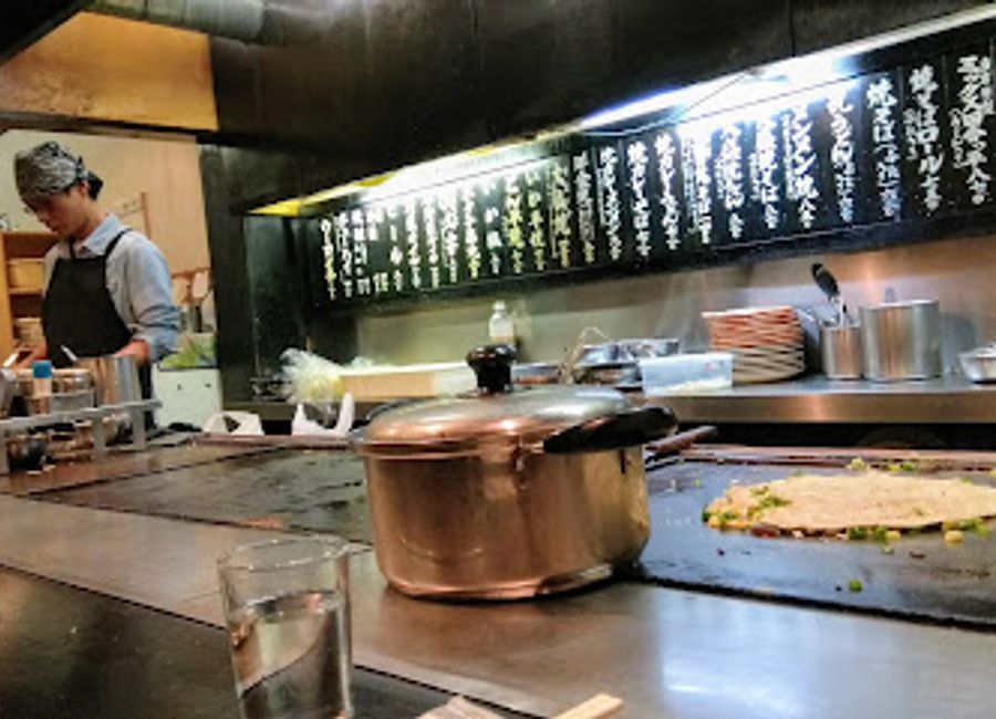 Experience authentic Okonomiyaki at Kameya in Nara – where traditional flavors meet modern hospitality.