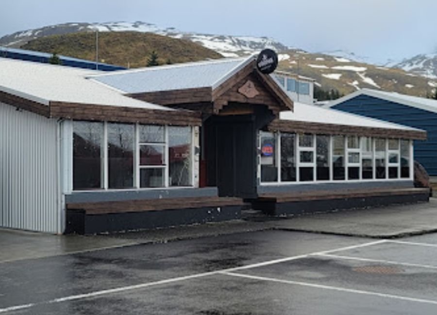 Discover authentic Icelandic flavors at Kaffi 59 in Grundarfjörður – where fresh ingredients meet warm hospitality.