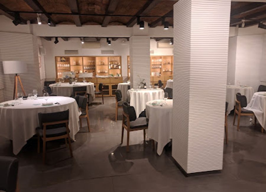 Experience authentic Mediterranean flavors at Restaurant L'Espurna in Lleida – where every dish tells a story.