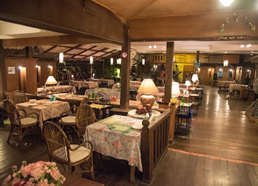 Experience the best of authentic Thai cuisine at Bai Fern Restaurant in Mae Hong Son—where every dish tells a story.