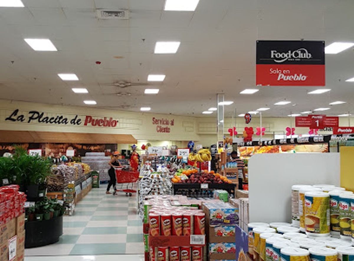 Drive In Plaza: A Shopper's Paradise in Bayamón