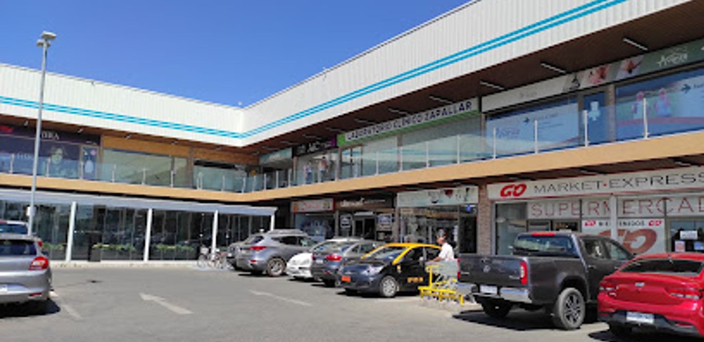Strip Center Puerta Oriente