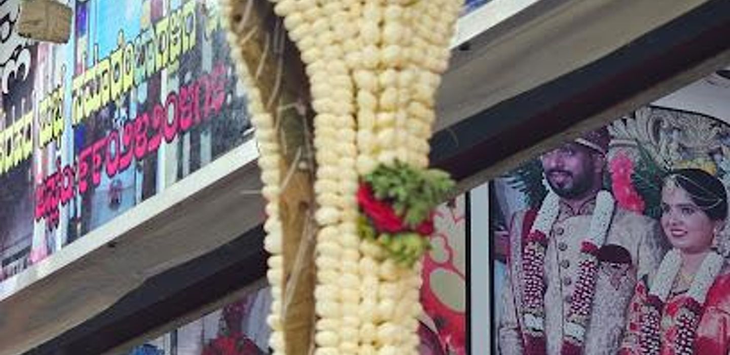 Devaraja market