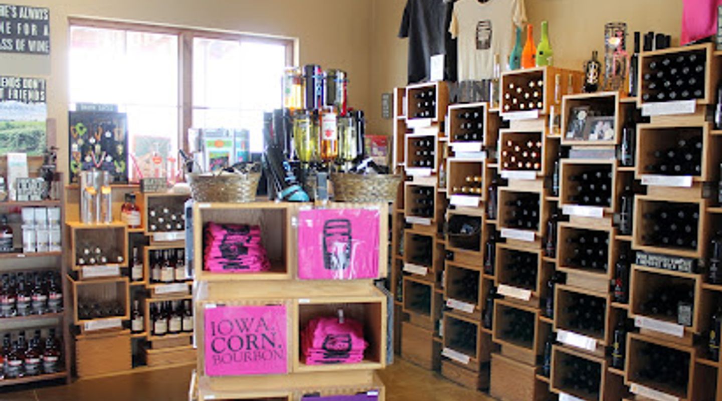 Cedar Ridge Distillery