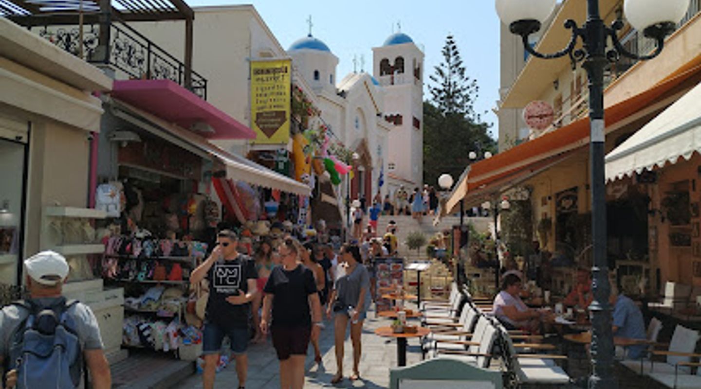 Think Pink, Kos