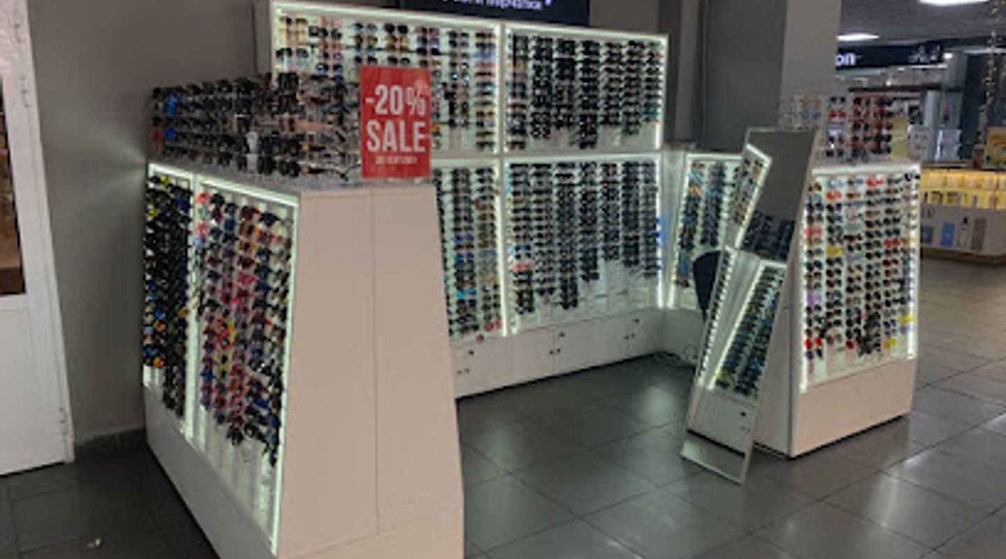 Магазин солнцезащитных очков SunWay (СанВей - Мариуполь ТЦ Украина)