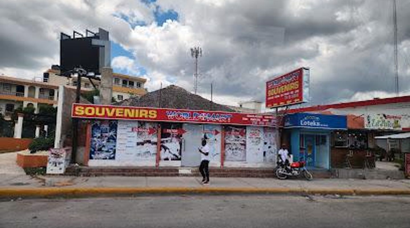 WORLD MART