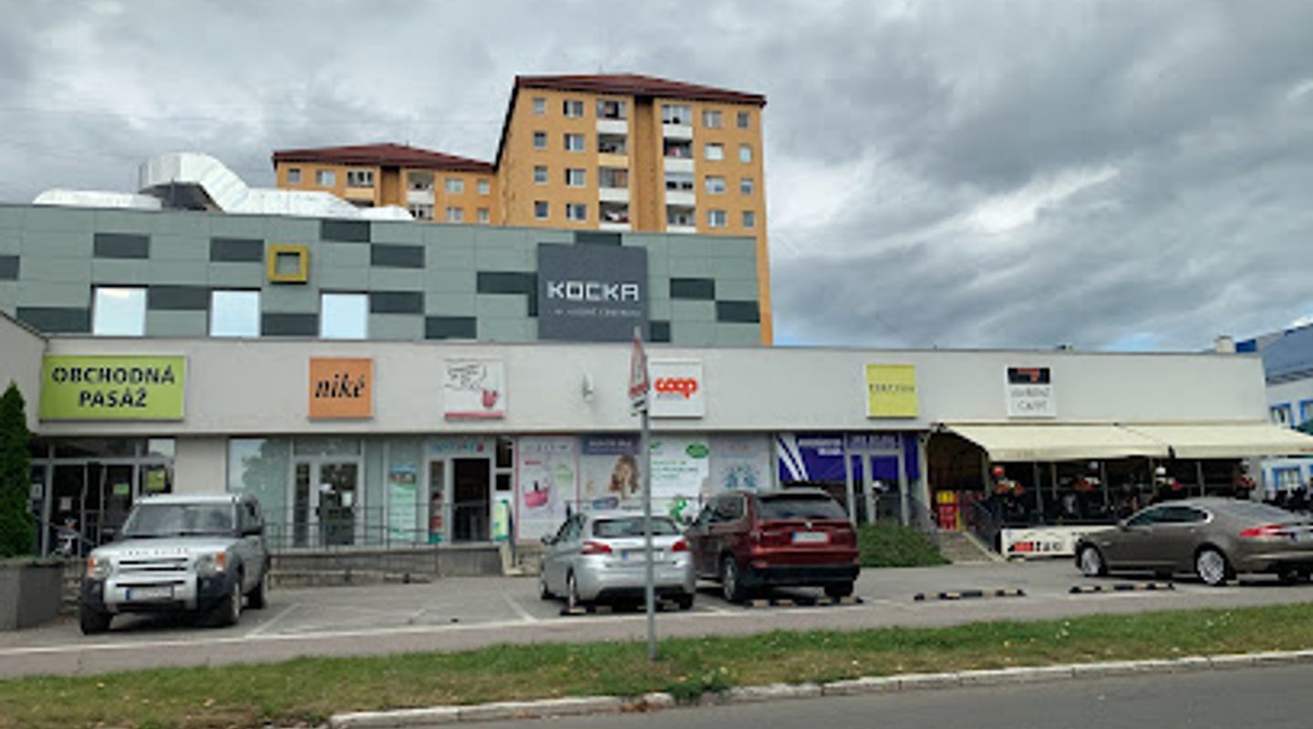 Obchodné centrum Kocka