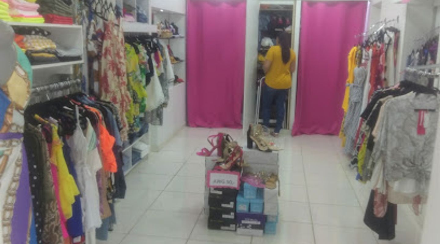 Off the hanger boutique aruba