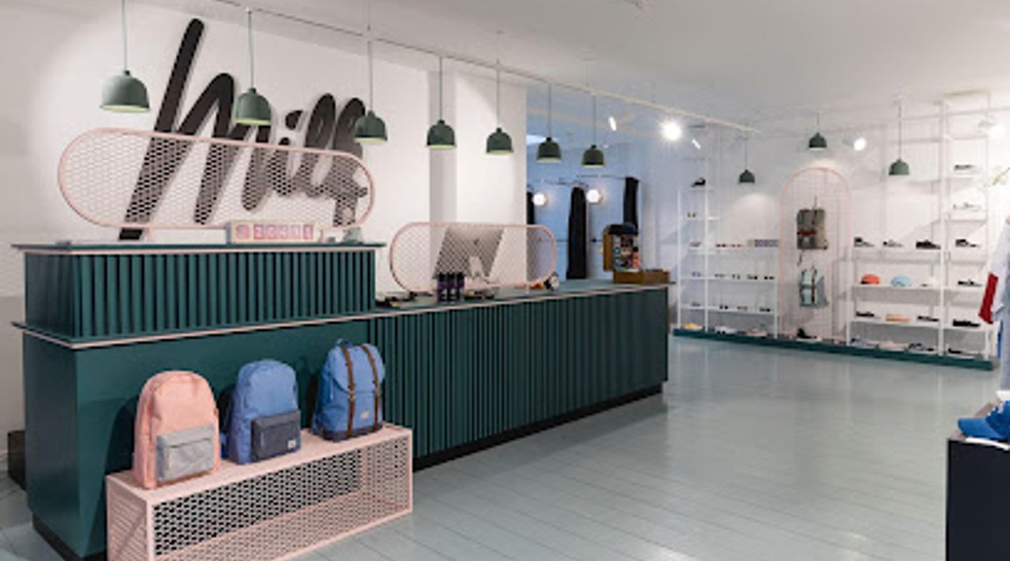 Milk concept store
