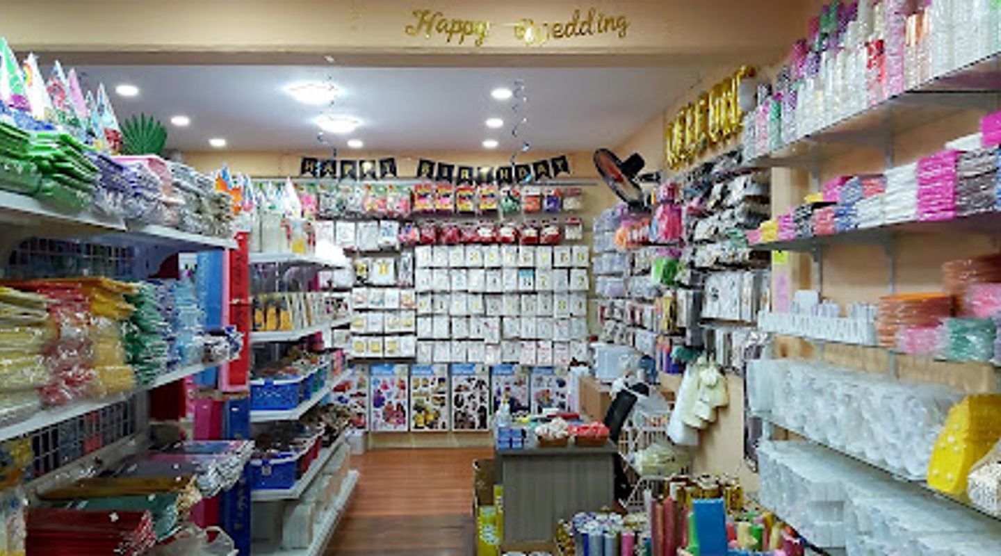 GIFT & DECO LTD