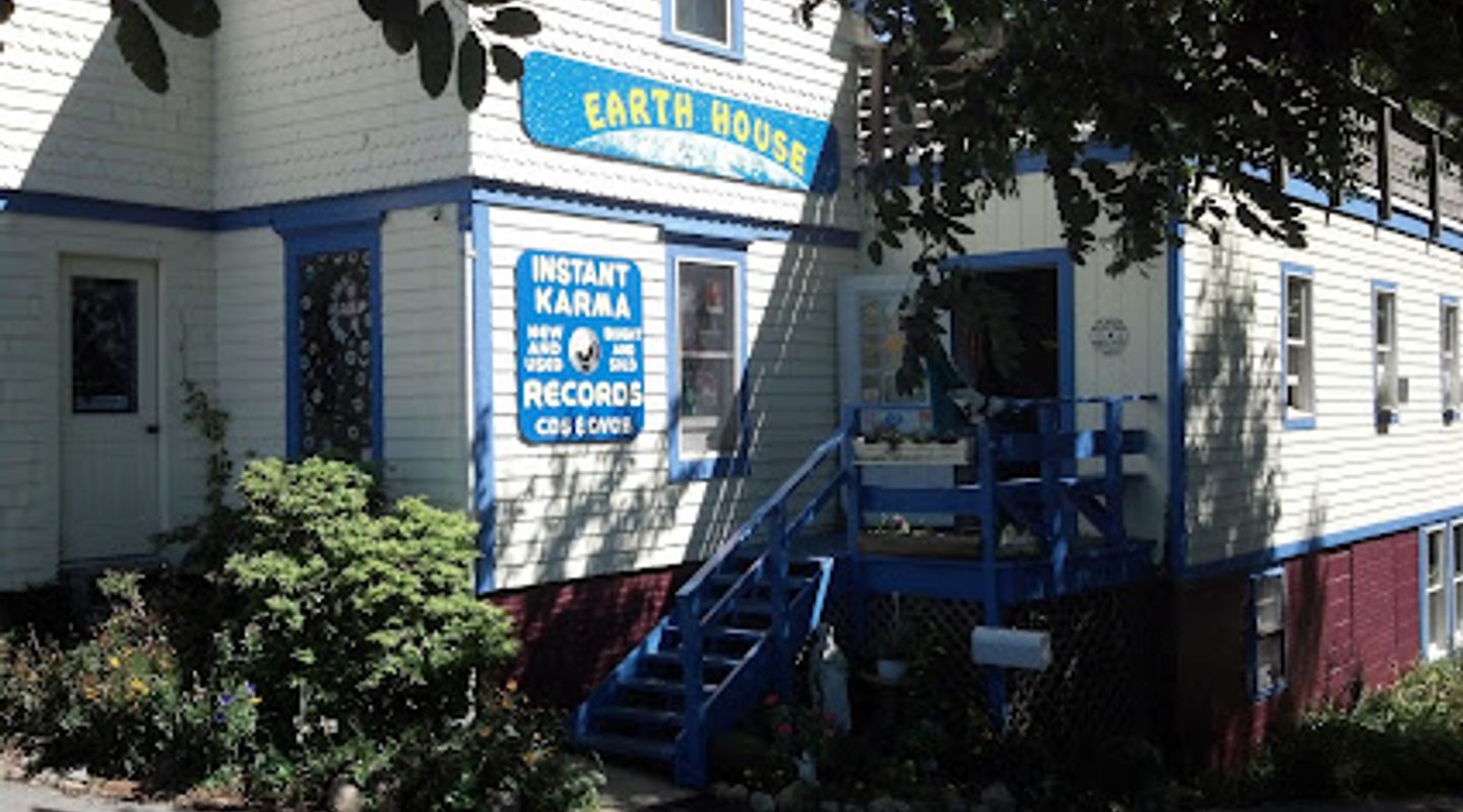 Earth House