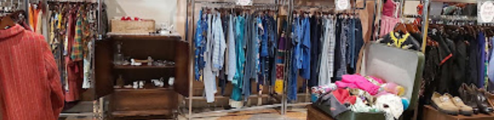 Discover Timeless Fashion at the Vintage Shop