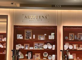 Artfeena boutique
