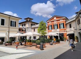 Centro Commerciale Serravalle