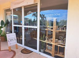 Showroom by Mhika