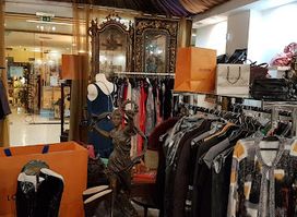 Lux Happy Shopping