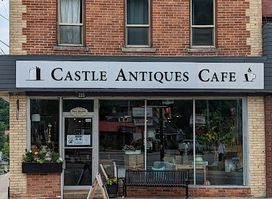 Castle Antiques & Cafe