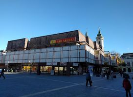 S C Áruházlánc Rt.