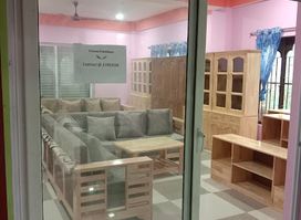 Falcon furniture house