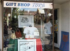 Gift Shop Tora
