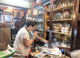 Waruna Antiques