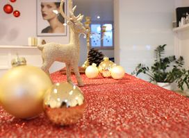 Coiffure Hairmine, Perücken und Haarteile