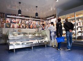 FISCHKAUFHAUS Die Manufaktur der Müritzfischer