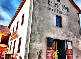 Bauernladen - Fell & Lederwaren Mals