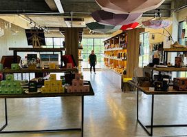 BERRYWAN STORE