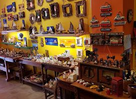 17 Gift shop & hand made Souvenirs