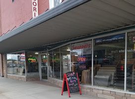 Swappers - Antique's & Consignment