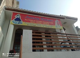 AMAZING BOUTIQUE