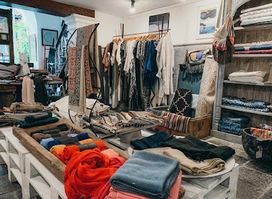 EXOTIC ROOTS Concept Store