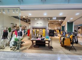 Island Shop - Marina Square
