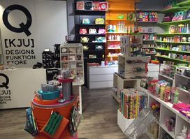 Q [KJU] Design&Funktion Store