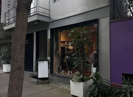 Mad Woman Concept Store