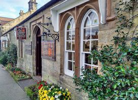 Country House Gifts & Gallery
