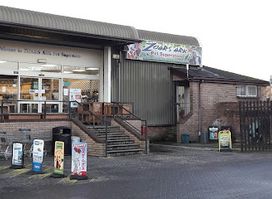 Zoar's Ark Pet Superstore