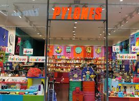 Pylones
