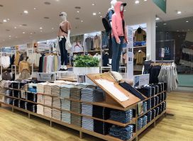 UNIQLO East Coast Mall