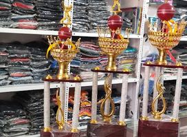 Unique Fashion And Perfumes