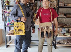 Noken Clothing Kaos Papua
