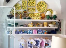 CAPRI SHOP ART WORK