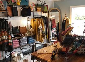 HŌMbädi Boutique
