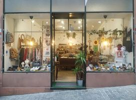 Ponto Cruz Concept Store