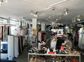 BLUE boutique